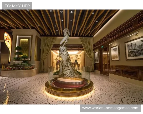 澳门百老汇攻略详解澳门百老汇的必看演出和特色餐厅推荐指南